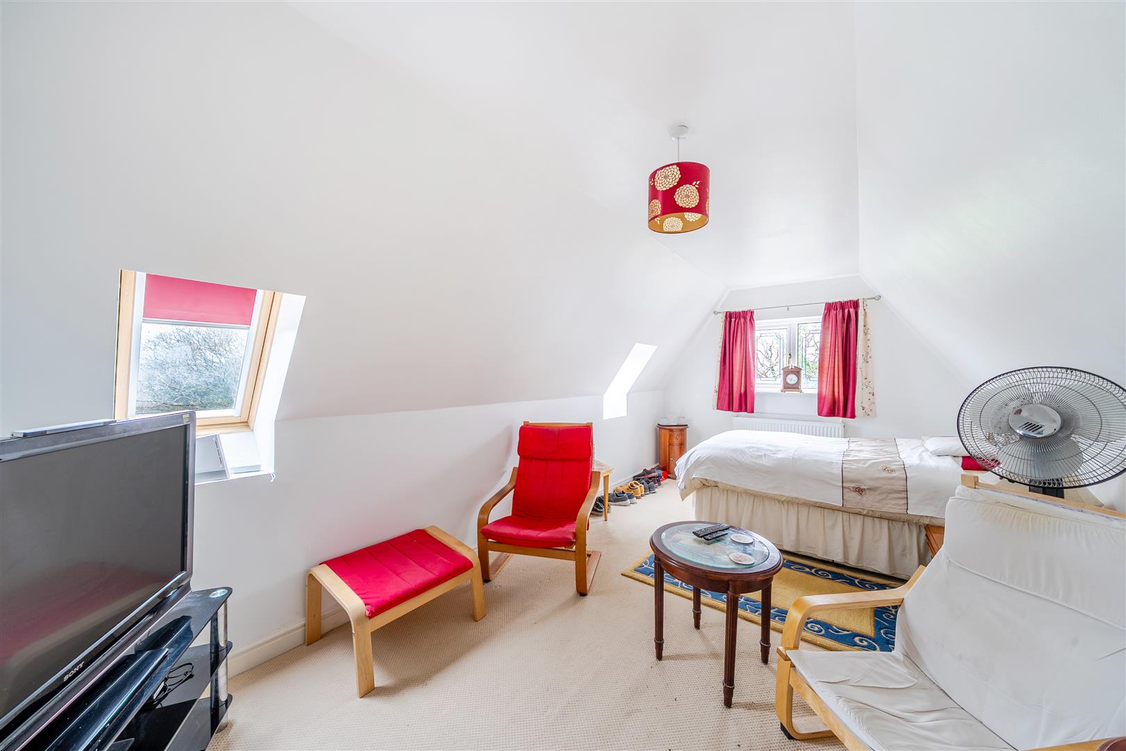 Pencefnarda Road, Gorseinon, Swansea, SA4 4FY